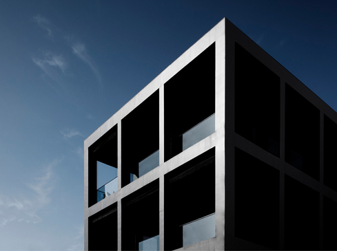 Manly House photographed by Romello Pereira