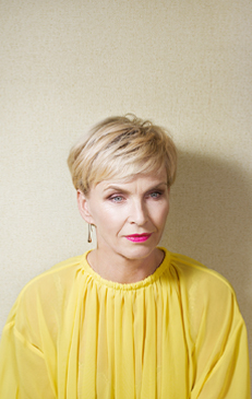 Anita Witzier photographed by Jouk Oosterhof for SAAR