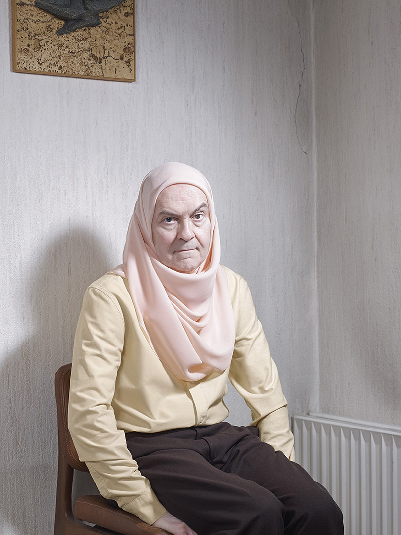 Portrait Photographer Jouk Oosterhof Veiled André Vossen series