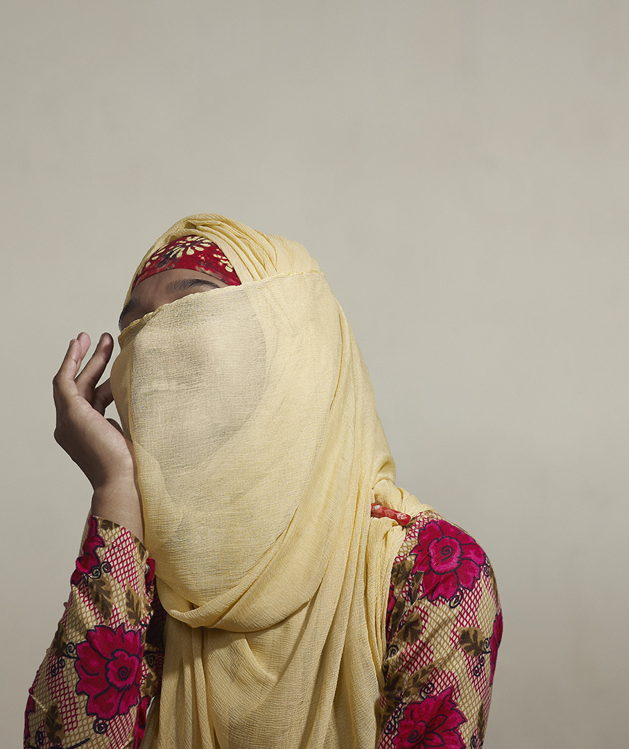 Girls Not Child Brides photographed by Jouk Oosterhof for Linda Magazine 