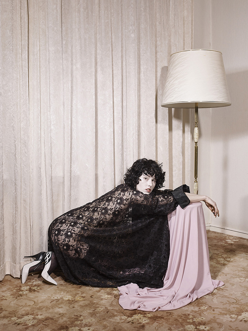 Lauren Raajimakers photographed by Jouk Oosterhof for NicOteNe